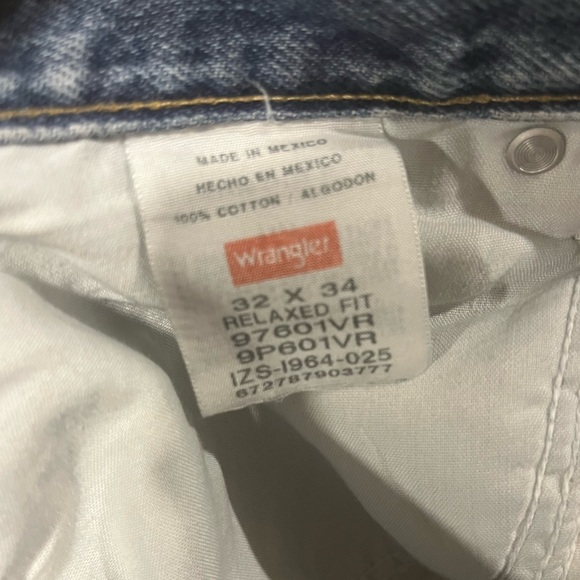 Wrangler Jeans Relaxed Fit - Picture 11 of 11